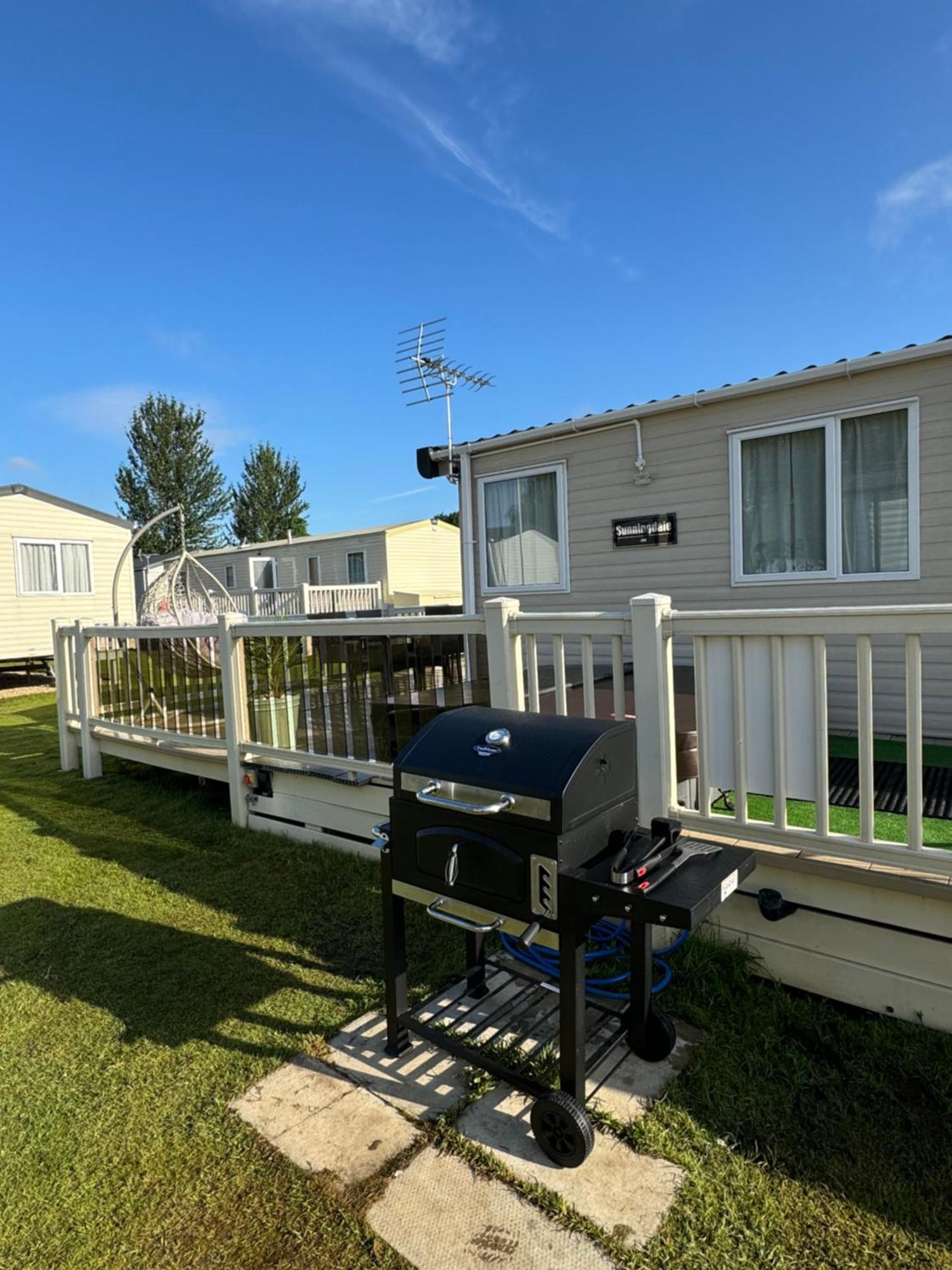 Hot Tub Retreat At Tattershall Lakes Kültér fotó